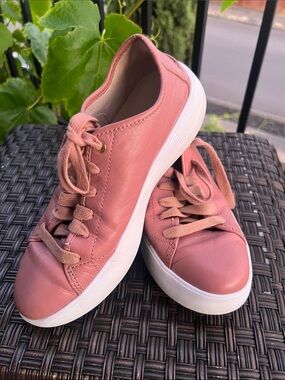 Cole Haan Women's Pink Leather Low-Top Sneakers